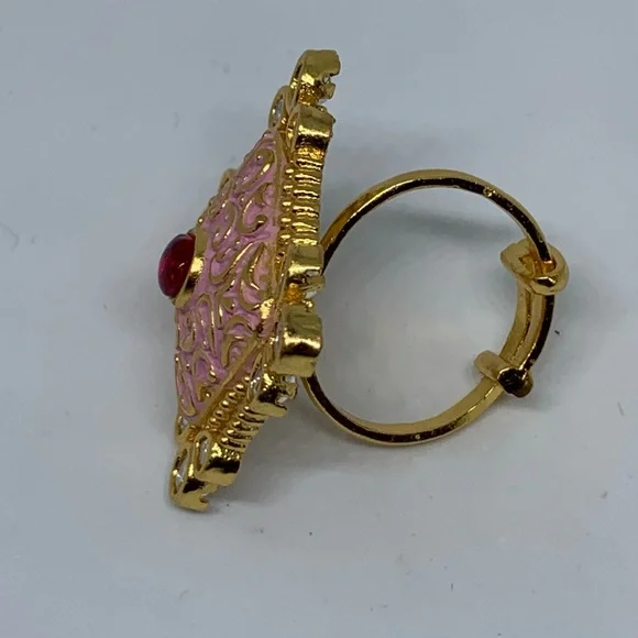 Ring - Picture 3 of 4